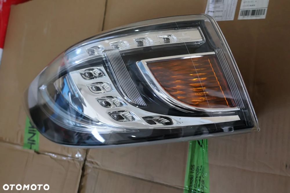 MAZDA 6 GH II LIFT DYNAMIC 10-12 KOMBI LAMPA LEWA TYŁ TYLNA W BŁOTNIK ORYGINAŁ LED EUROPA 220-41095 - 4