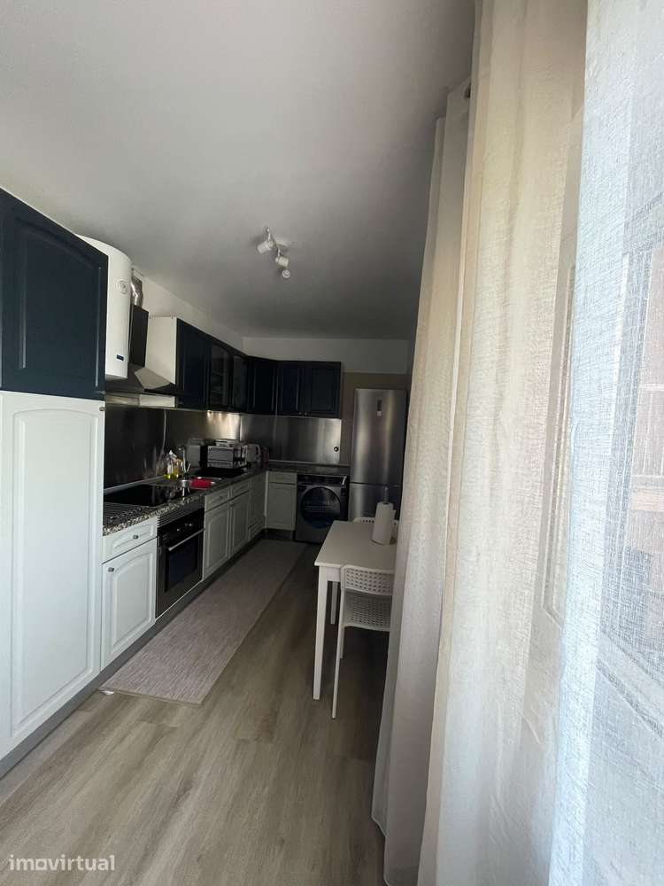 Venda de Apartamento T2+1 Duplex na Tapada das Mercês - Grande imagem: 5/23