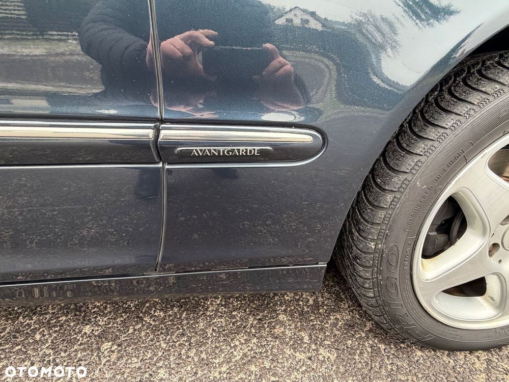 Mercedes-Benz Klasa C 220 T CDI Avantgarde - 21