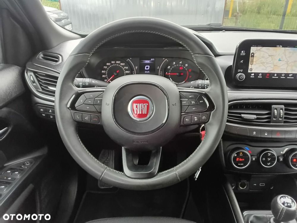 Fiat Tipo 1.4 T-Jet 16v S-Design - 26