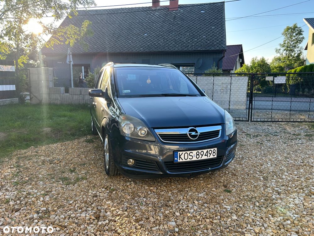 Opel Zafira 1.8 Cosmo - 36