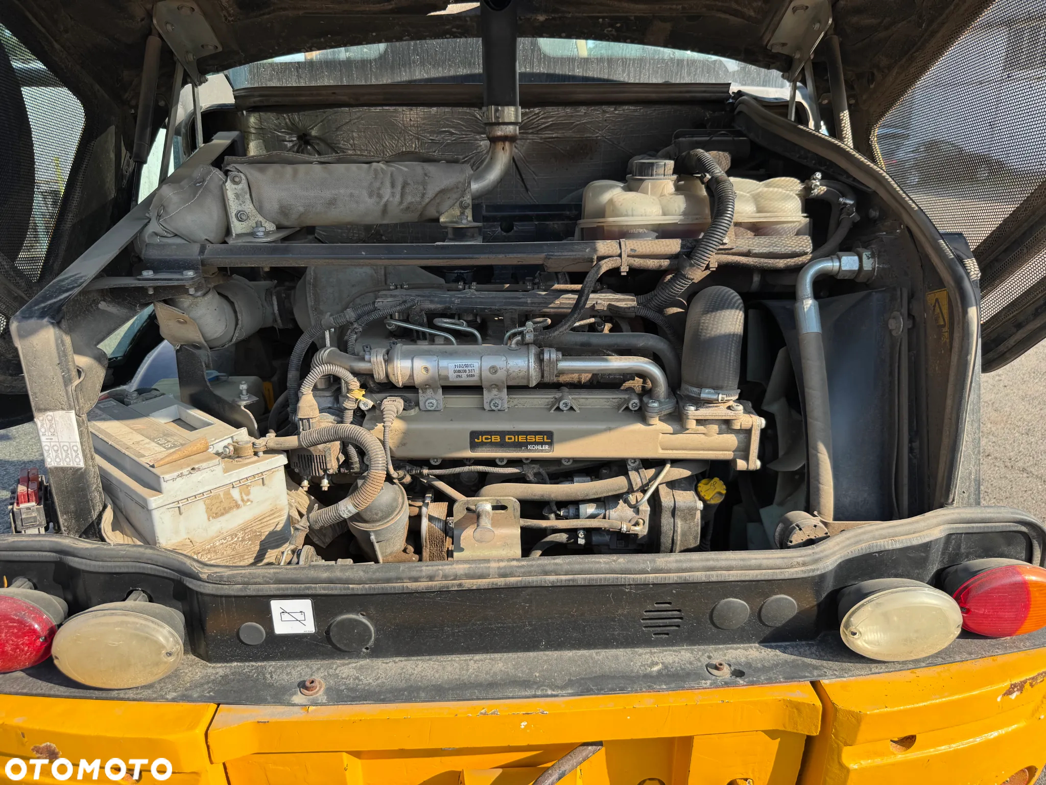 JCB 407 - 16
