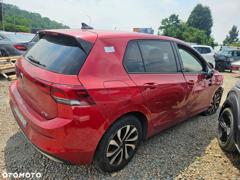 Volkswagen Golf 1.0 eTSI OPF DSG Life - 6