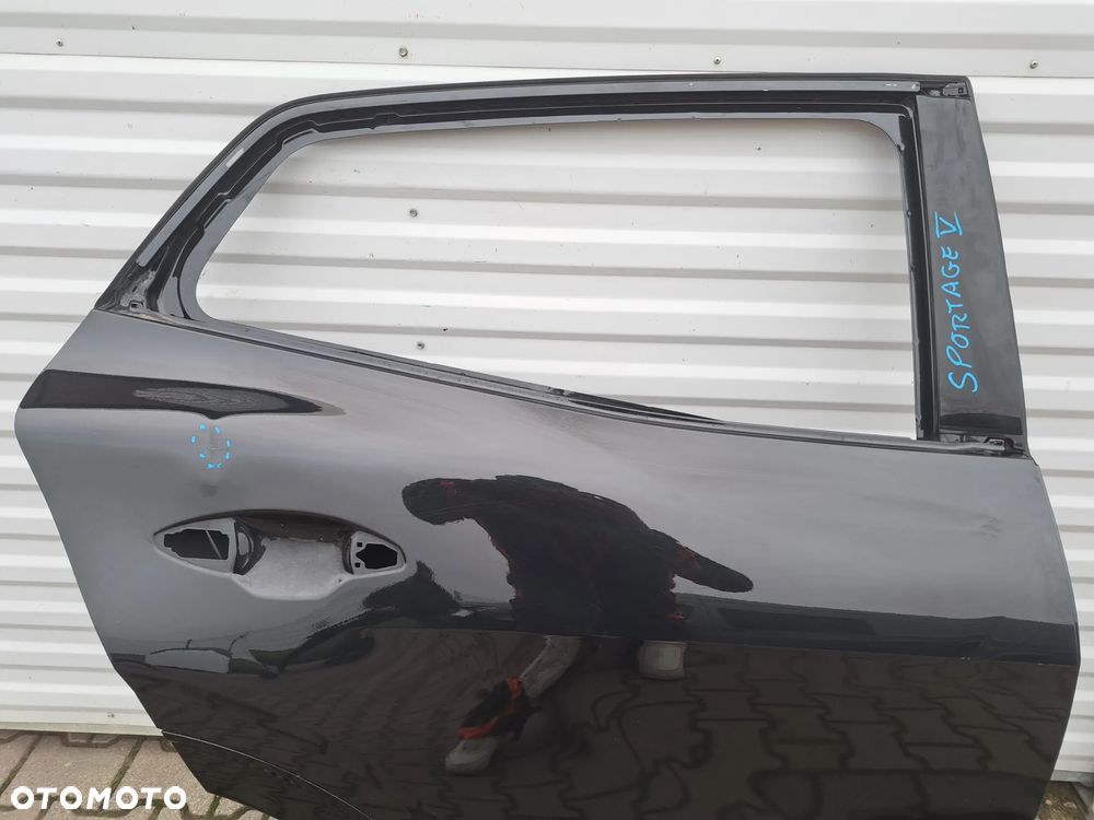 Drzwi tylne Tył prawe KIA Sportage V 21- - 4
