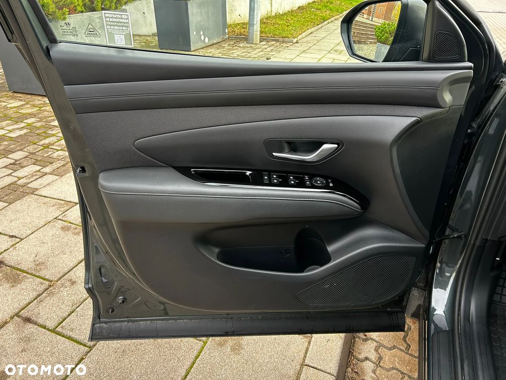 Hyundai Tucson 1.6 T-GDi HEV Smart 2WD - 32