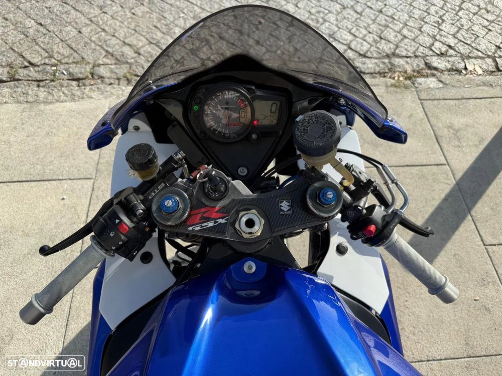 Suzuki GSX-R - 13