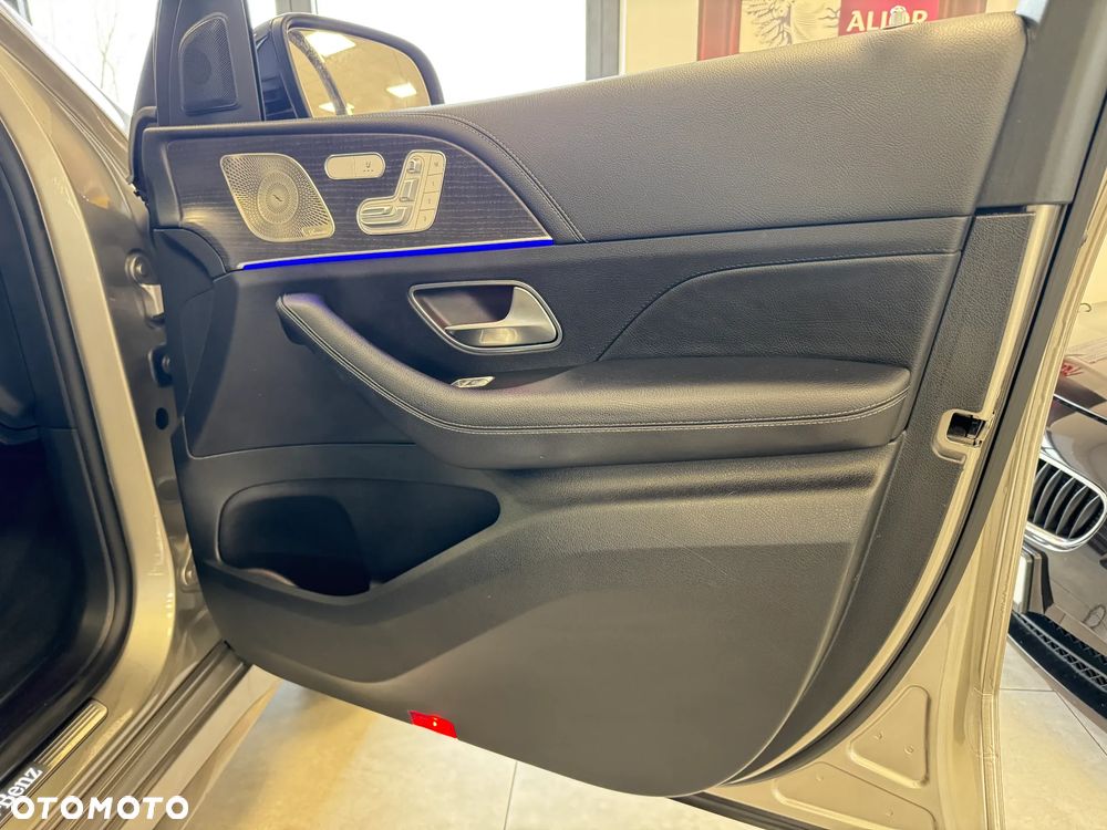 Mercedes-Benz GLE - 26