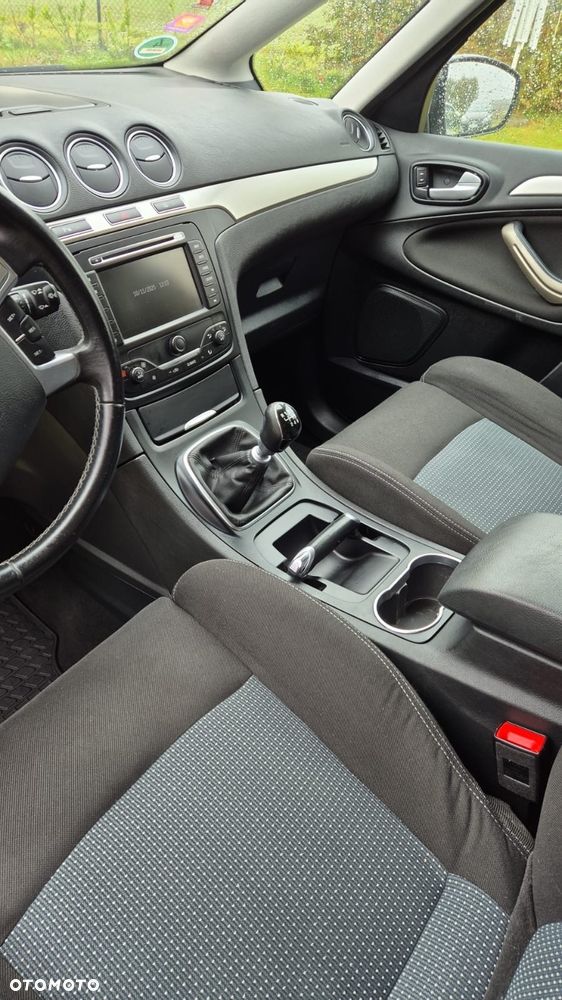 Ford S-Max 2.0 TDCi DPF Titanium - 16