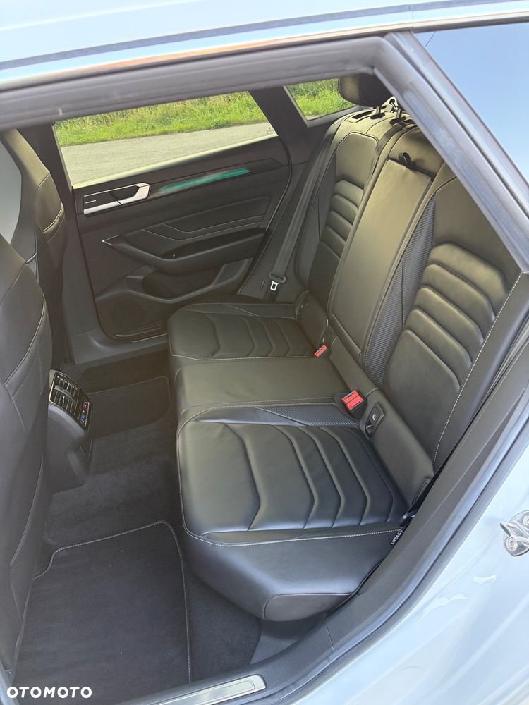 Volkswagen Arteon 2.0 TDI SCR R-Line DSG - 24