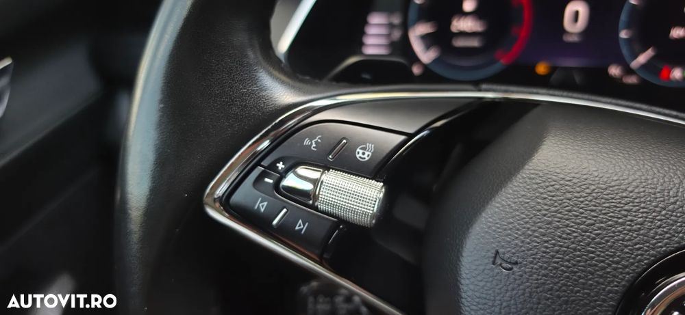 Skoda Octavia 2.0 TDI DSG Tour - 15