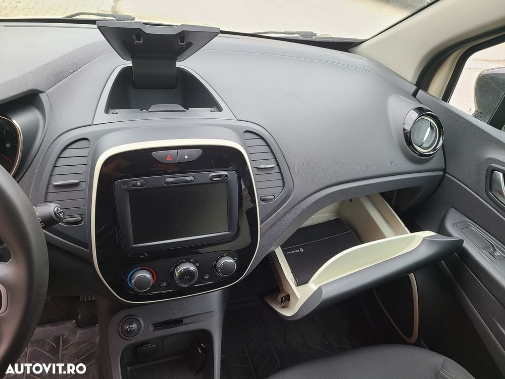 Renault Captur TCe 90 Zen - 15