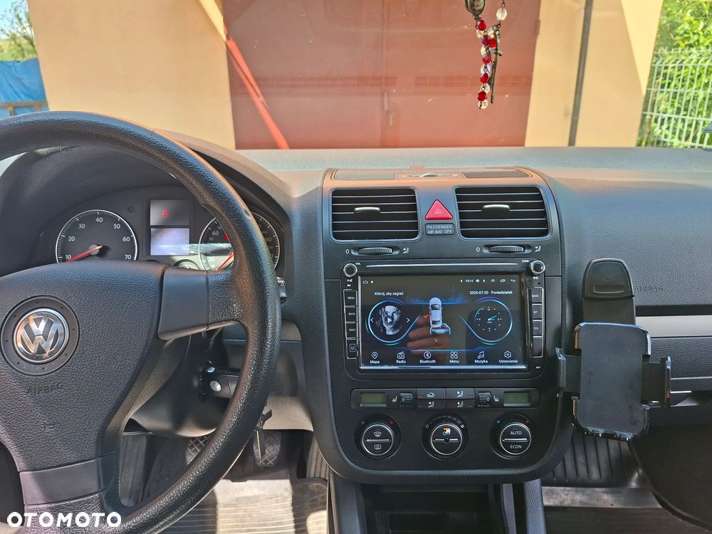 Volkswagen Golf - 10
