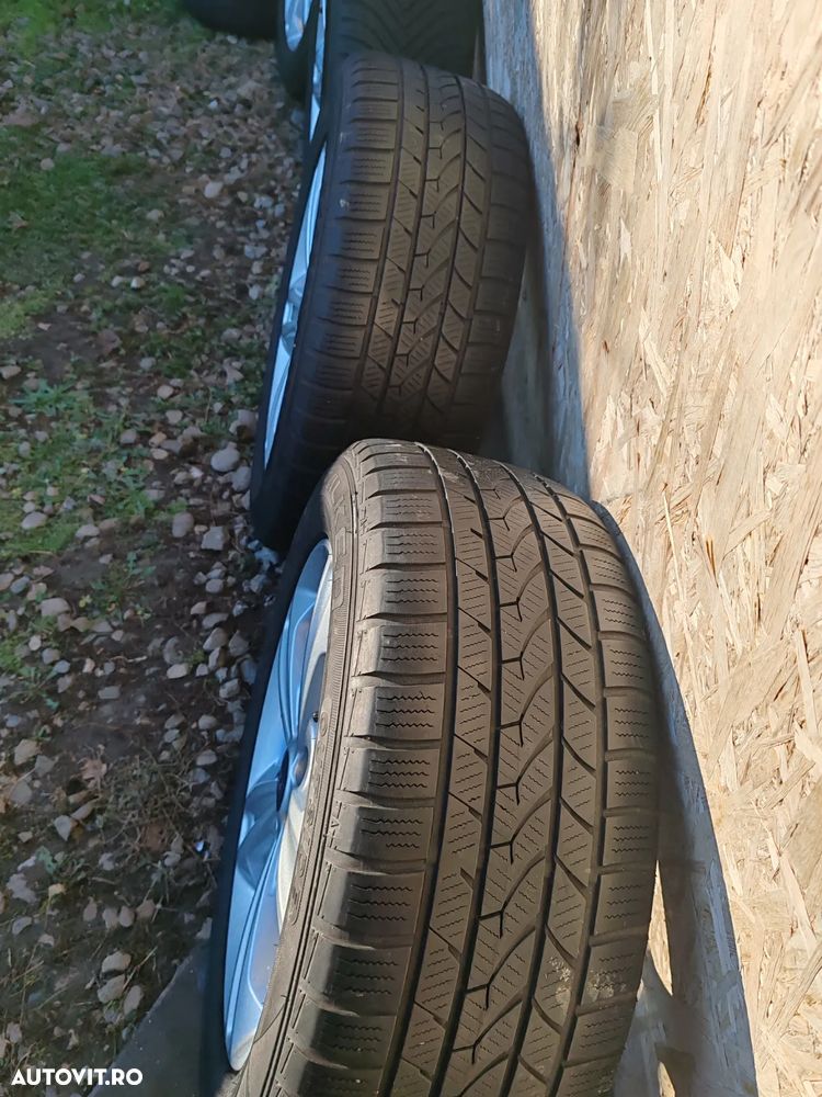 Ford Kuga 2.0 TDCi 4x4 Individual - 26