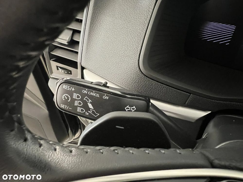 Skoda Karoq 1.5 TSI ACT Selection DSG - 21