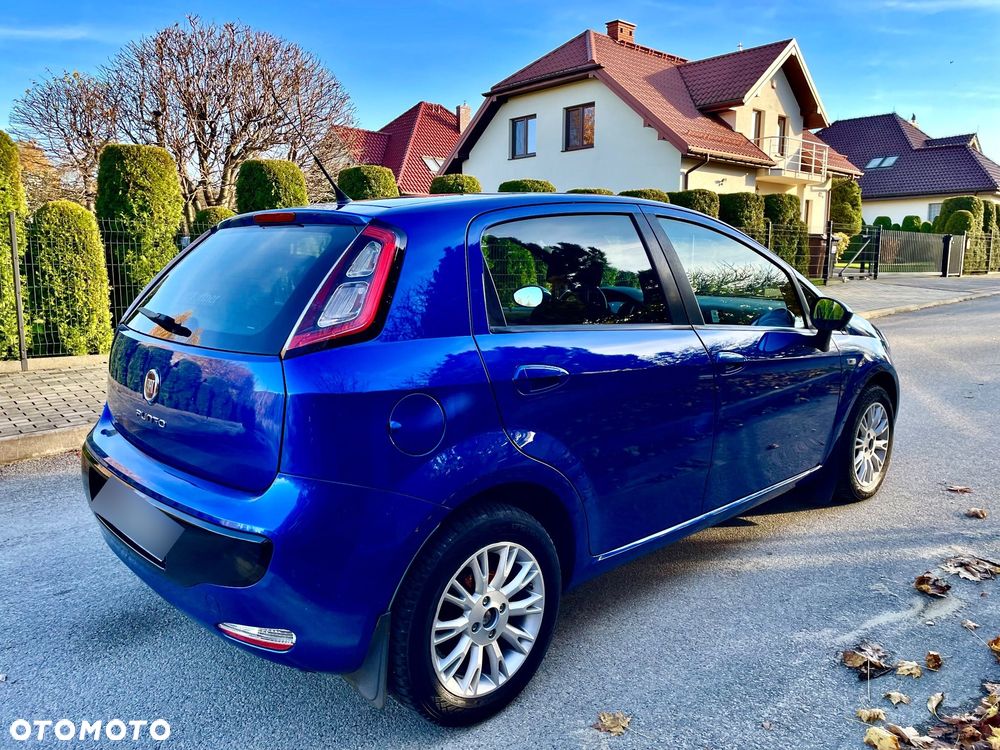 Fiat Punto Evo 1.4 8V Estiva Blue&Me Euro5 - 23