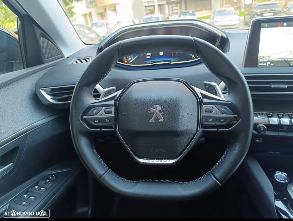 Peugeot 3008 PureTech 130 Stop & Start GPF EAT8 Allure - 6