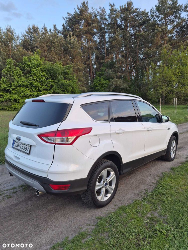Ford Kuga - 4