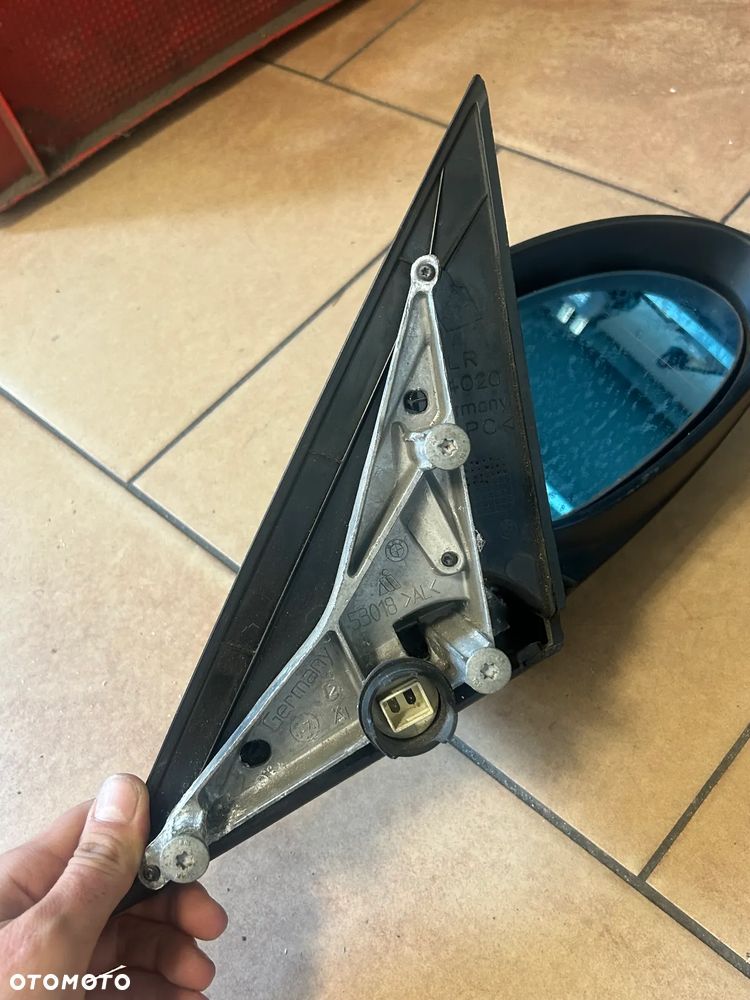 LUSTERKO BMW E87 PRAWE 5PIN EUROPA - 4
