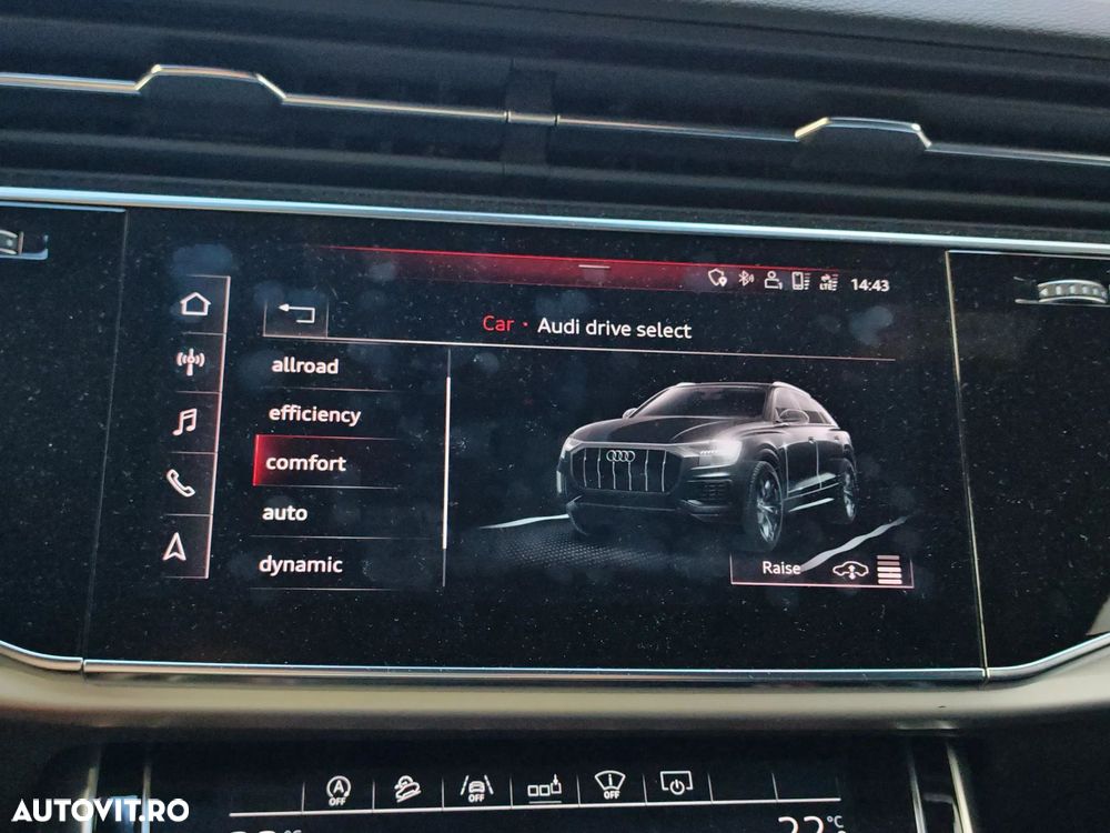 Audi Q8 - 32