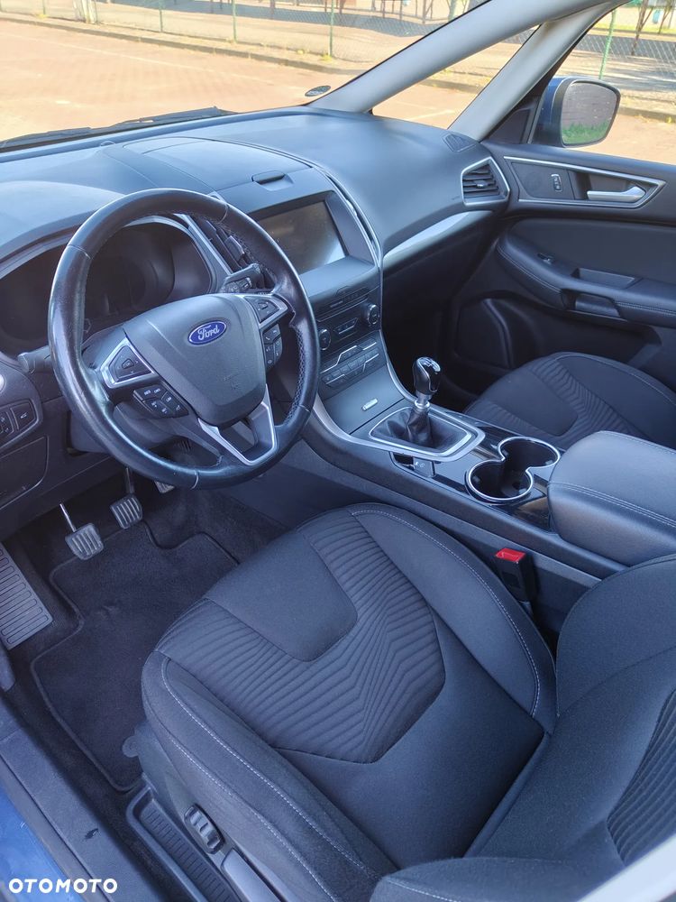 Ford S-Max - 6