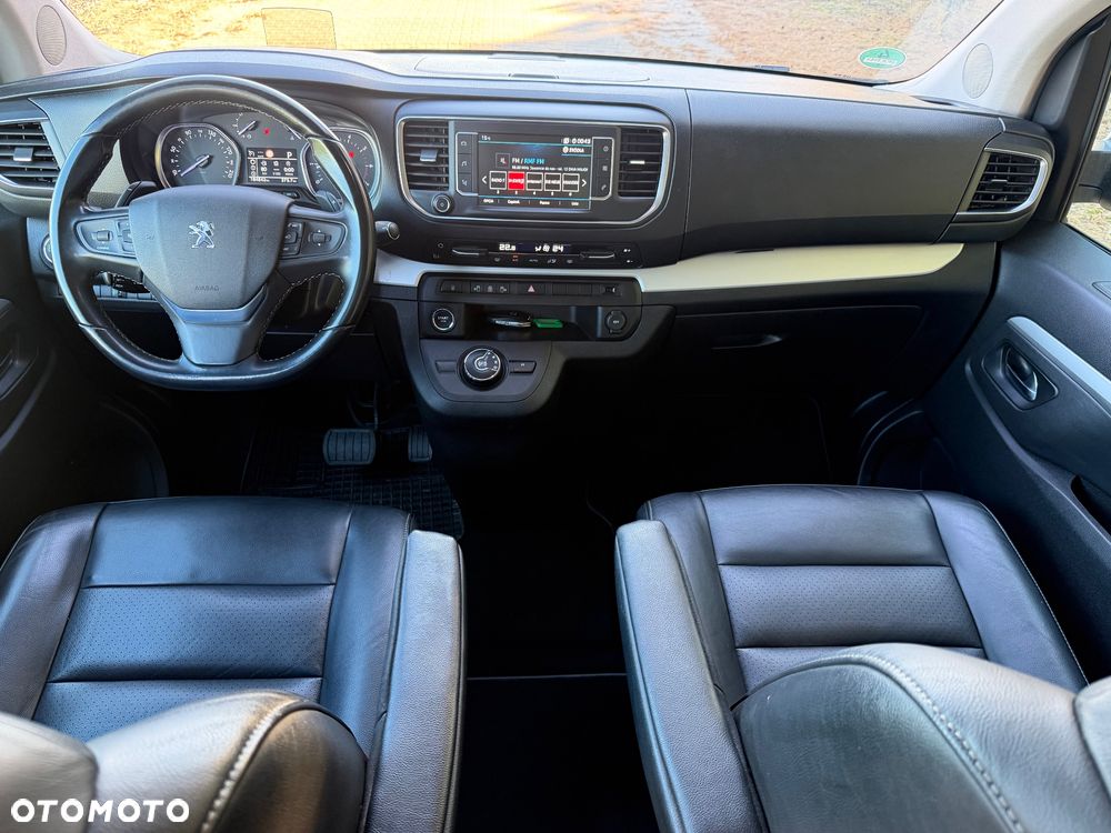 Peugeot Traveller - 23