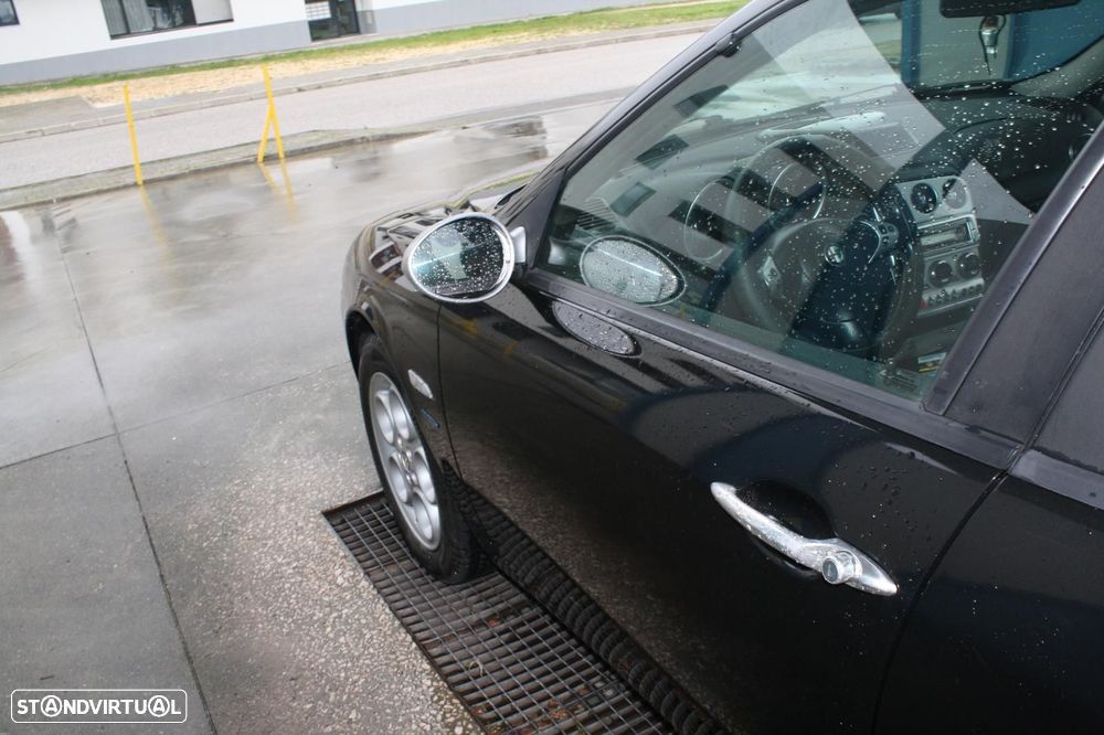 Alfa Romeo 156 1.9 JTD - 45