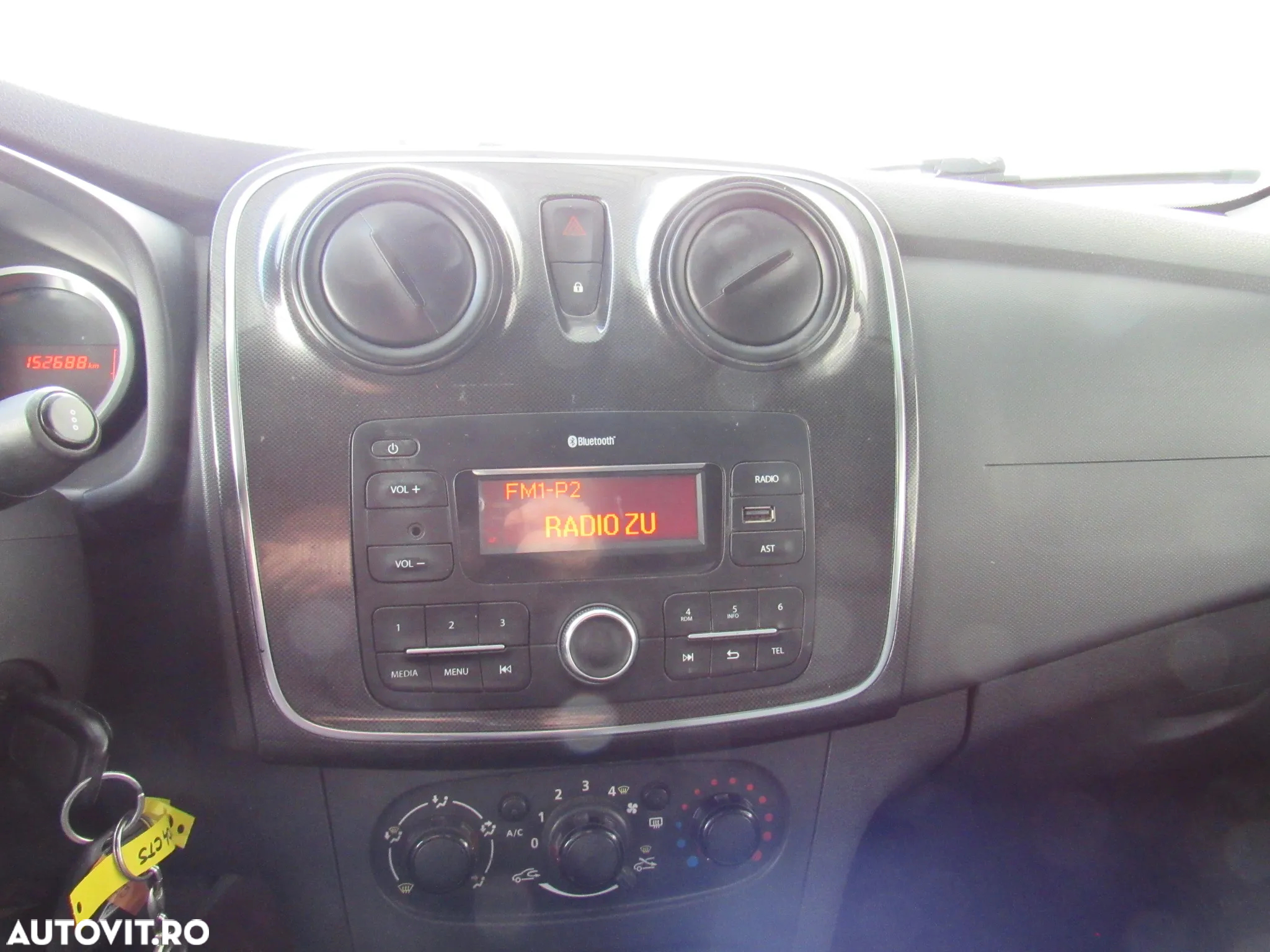 Dacia Logan 0.9 TCe SL PLUS - 14