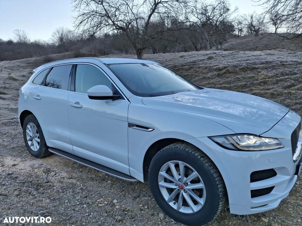 Jaguar F-Pace 20d AWD Portfolio - 11