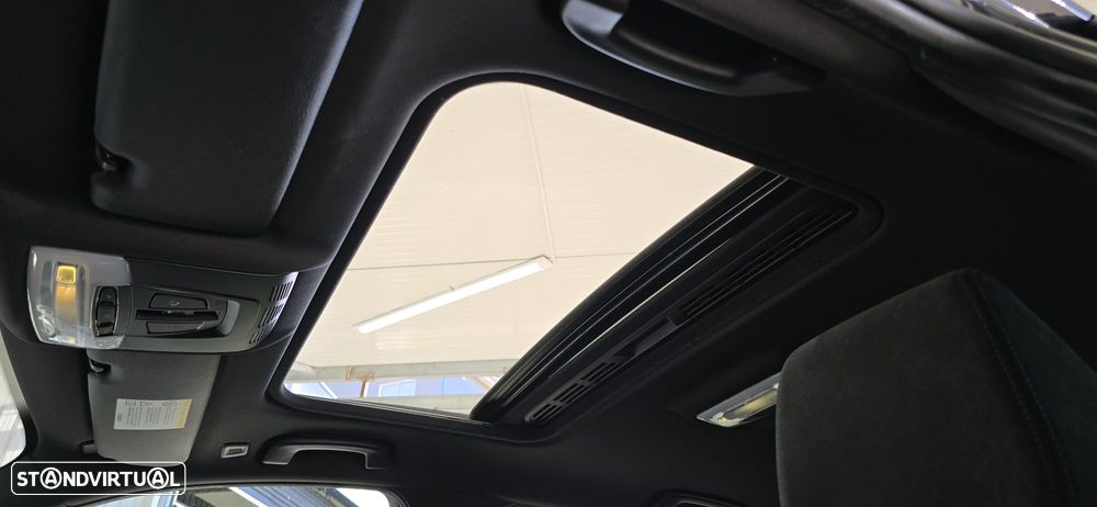 BMW 116 d Pack M - 25