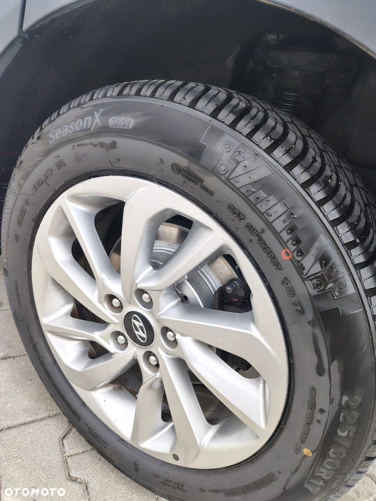 Hyundai Tucson - 8