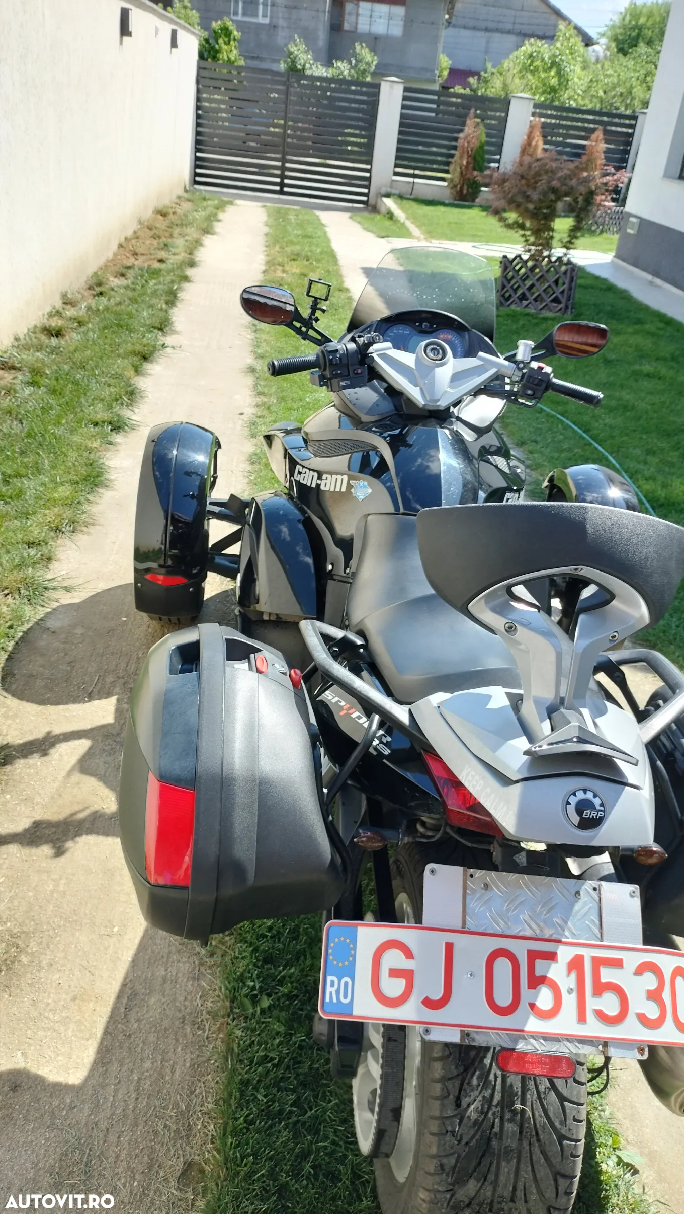 Can-Am Spyder - 20