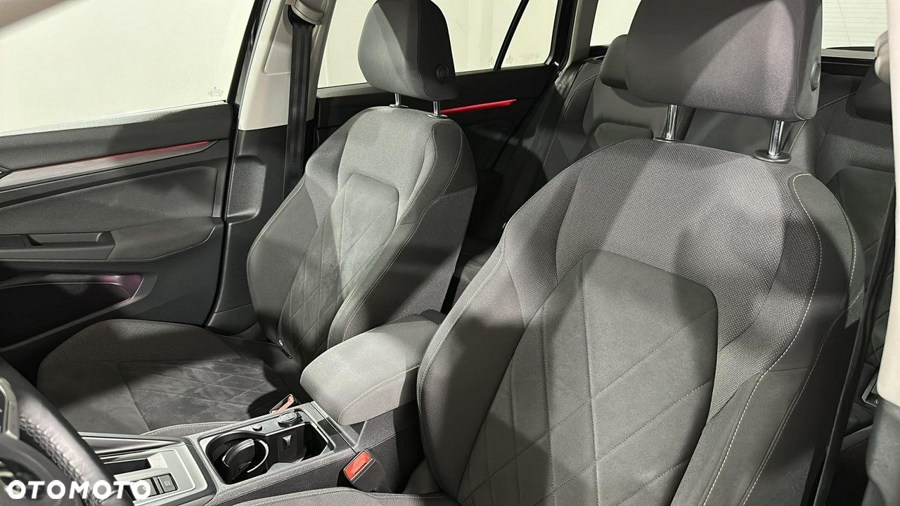 Volkswagen Golf - 12