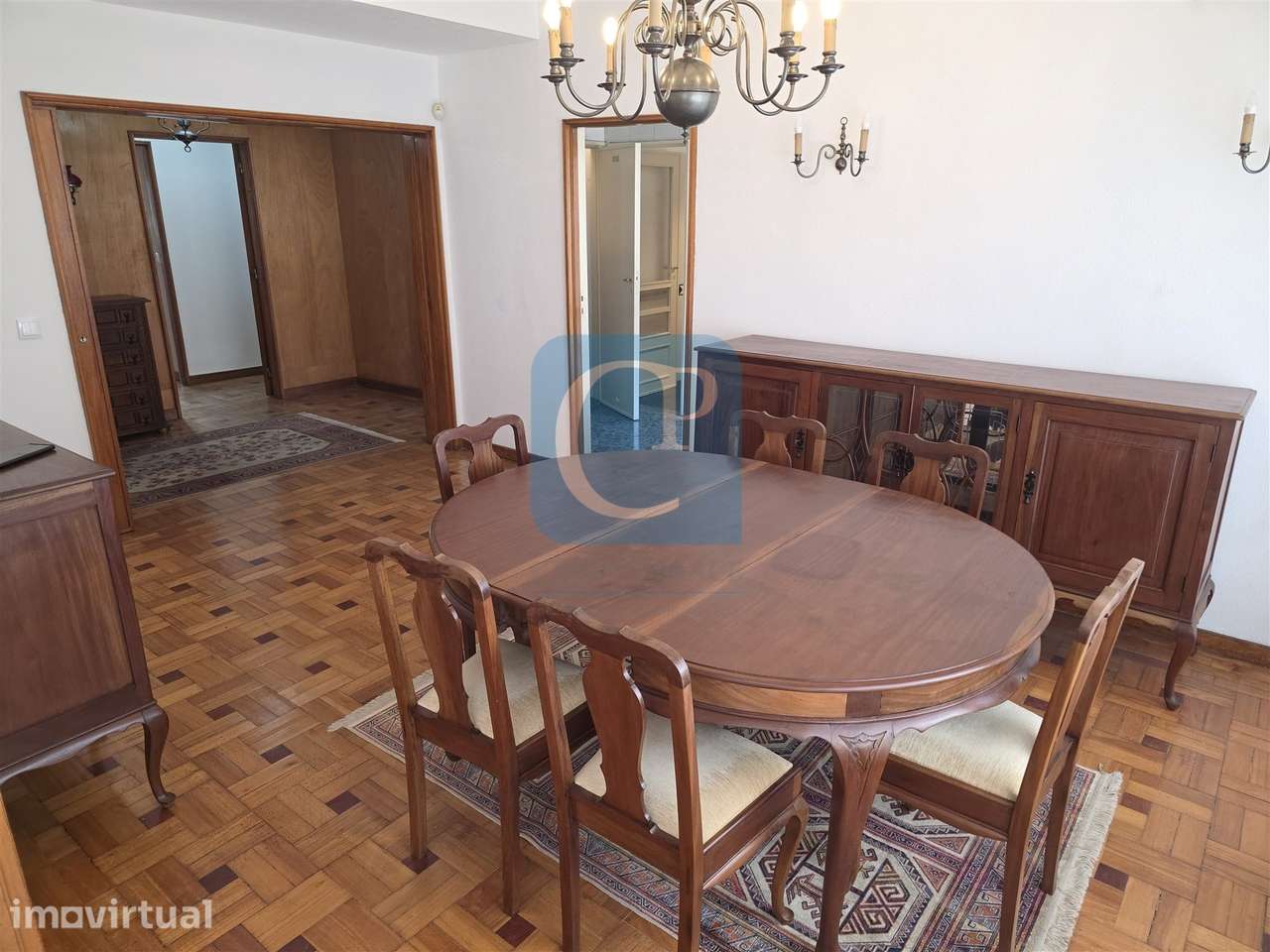 Apartamento T5 equipado e mobilado na Rua Santos Pousada - Grande imagem: 4/17