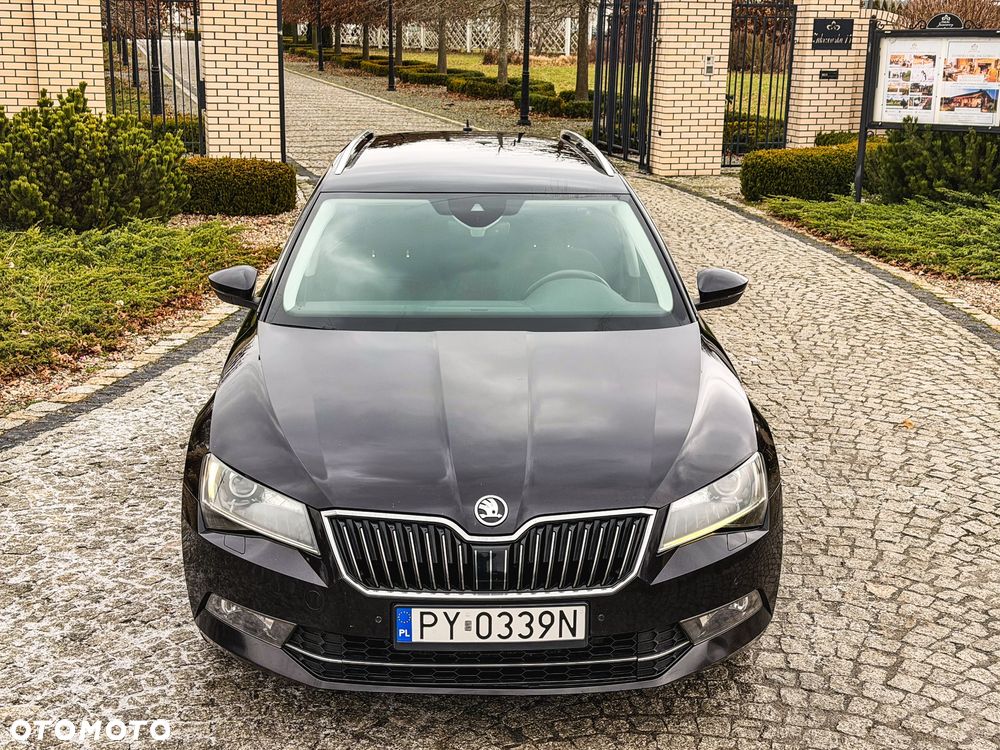 Skoda Superb 2.0 TDI DSG Ambition - 16