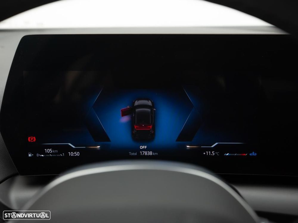 BMW 120 Pack Desportivo M - 23