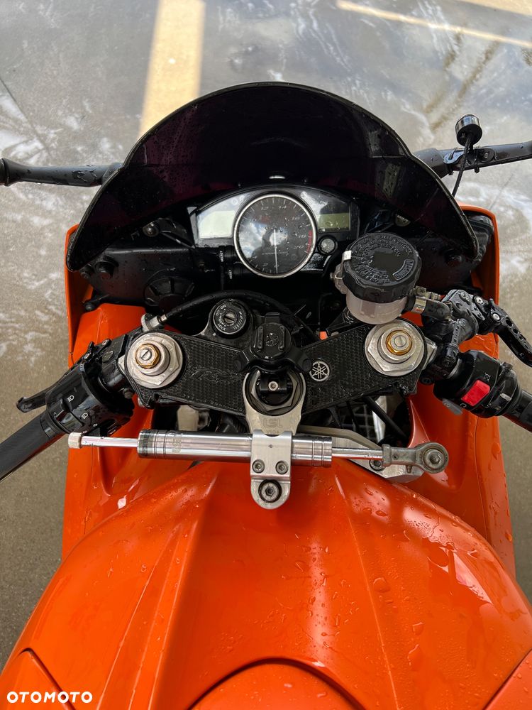 Yamaha R6 - 17