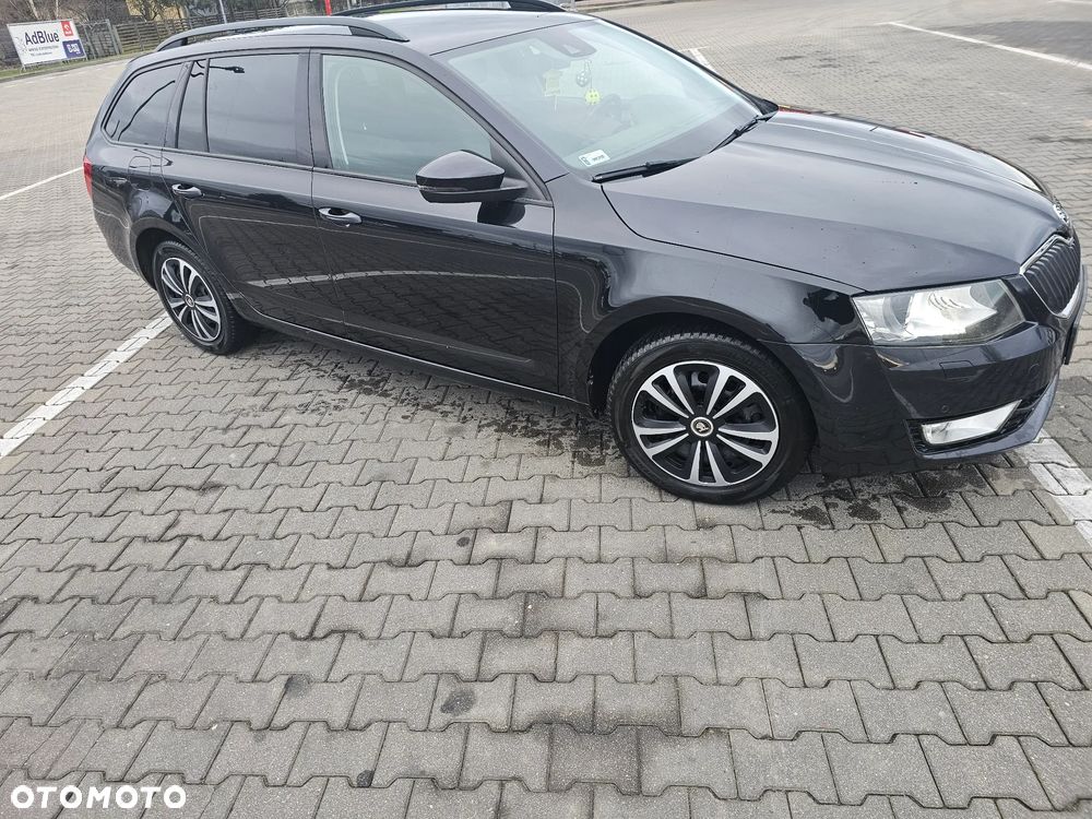 Skoda Octavia 2.0 TDI Ambition DSG - 2