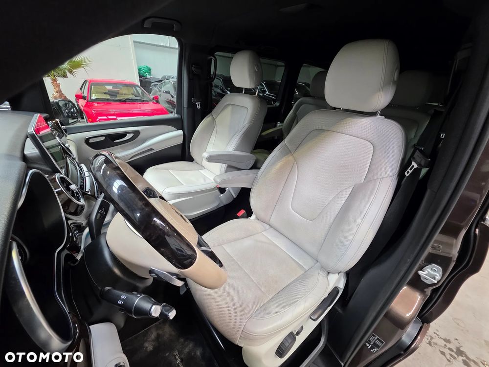 Mercedes-Benz Klasa V 250 d 4-Matic 7G-Tronic (d³ugi) - 17
