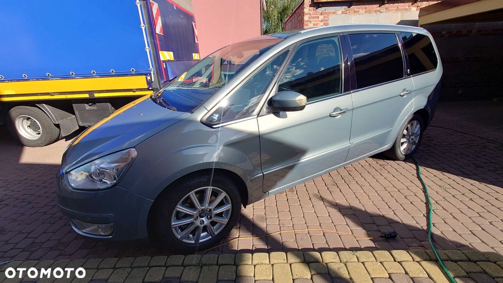 Ford Galaxy - 3