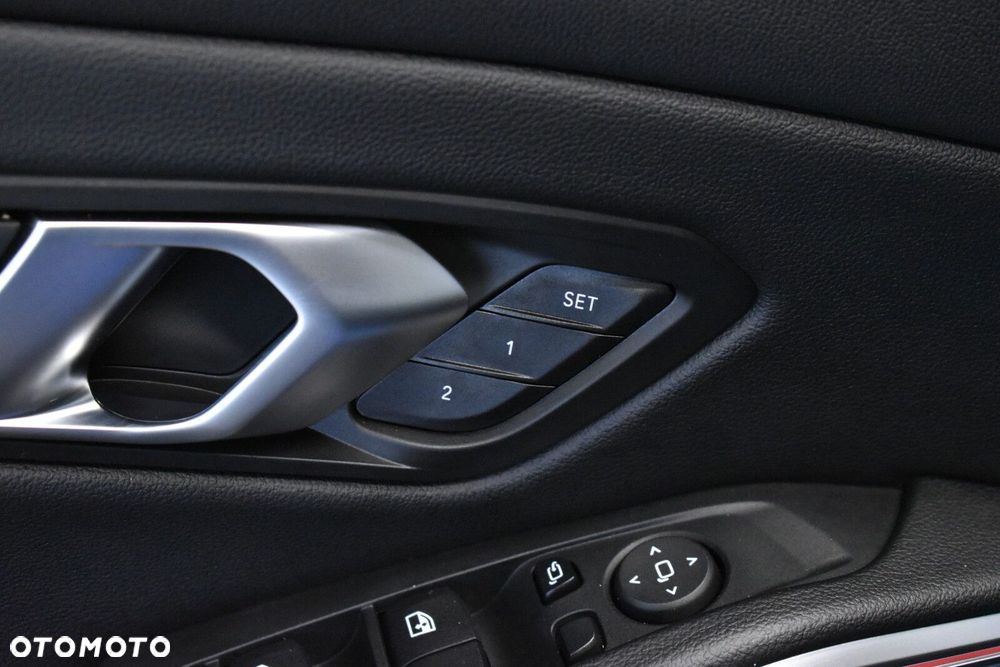 BMW Seria 3 - 10