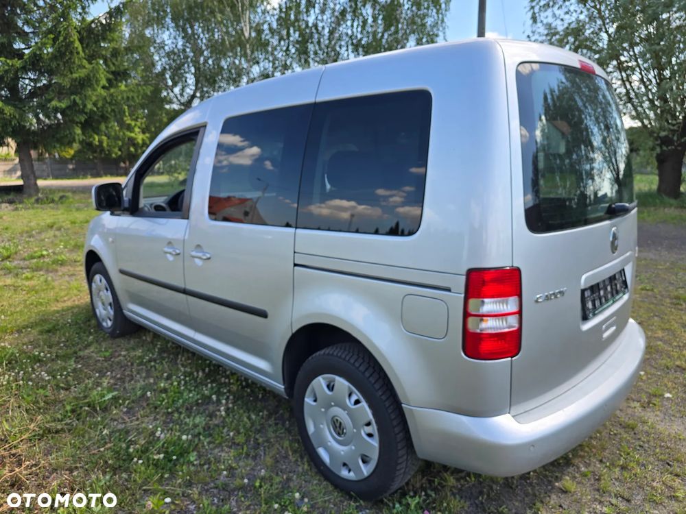 Volkswagen Caddy Trendline DSG - 6