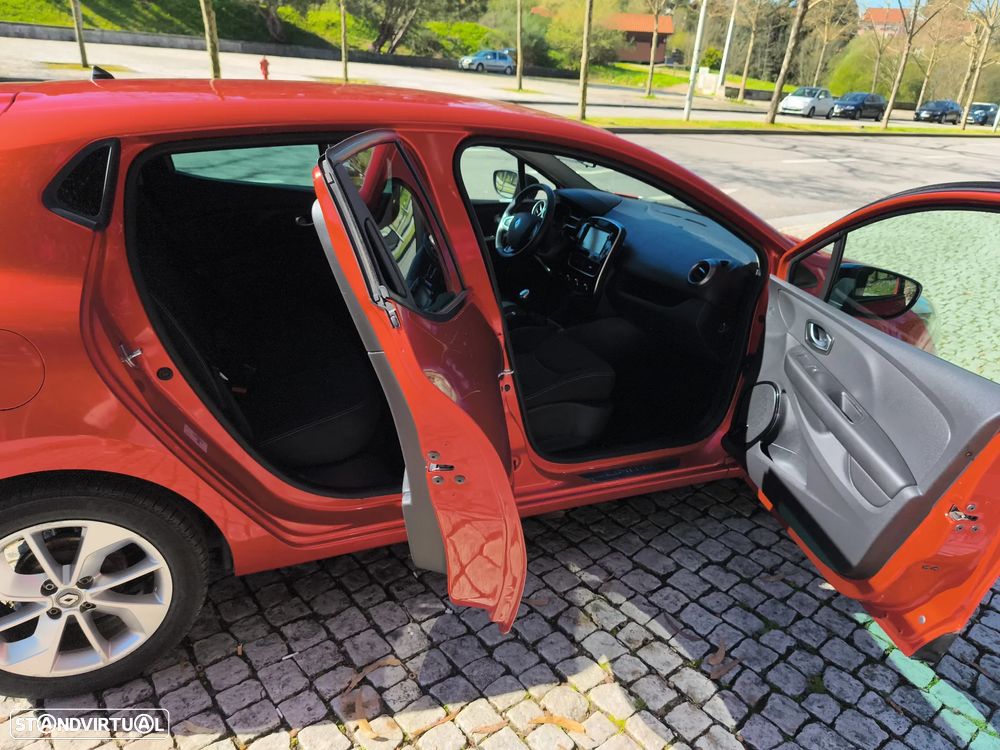 Renault Clio 1.5 dCi Limited EDition - 16
