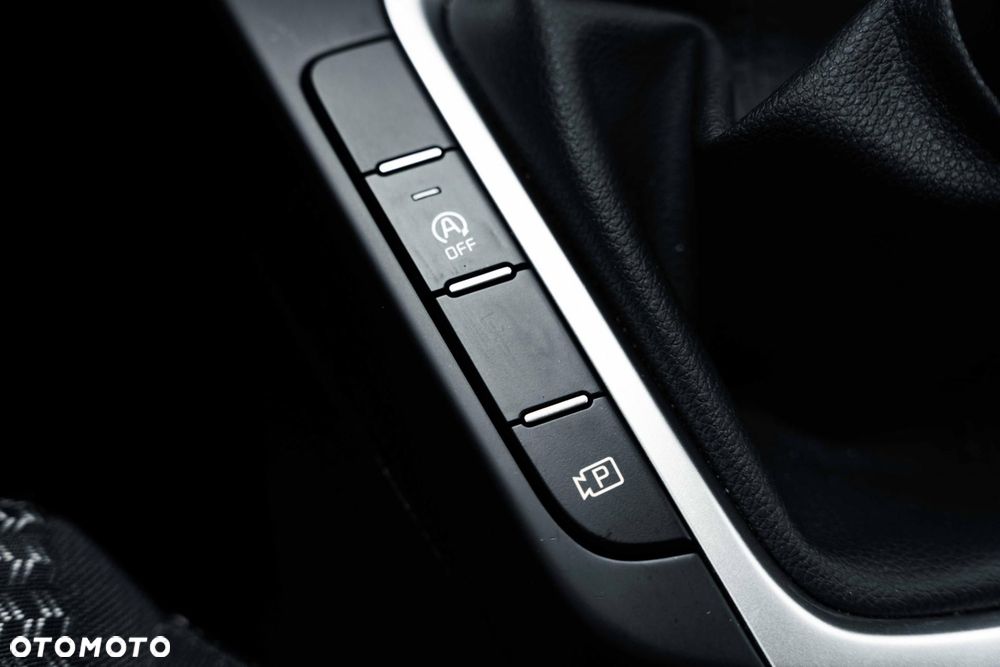 Kia XCeed 1.5 T-GDI M - 23