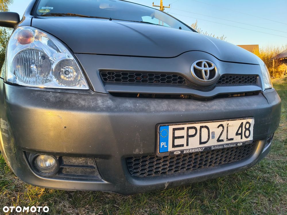 Toyota Corolla Verso 2.0 D-4D Sol 7os - 25