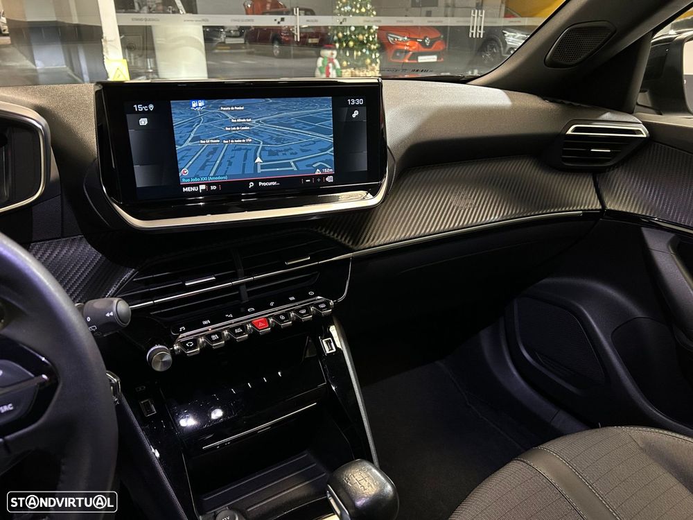 Peugeot 2008 1.2 PureTech Allure Pack - 24