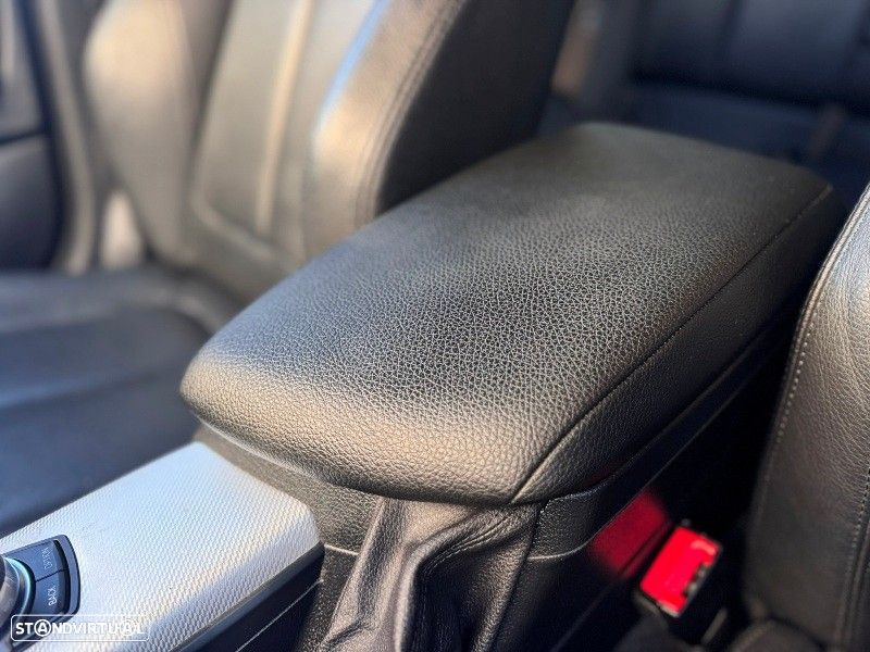 BMW 120 d Pack M Auto - 44