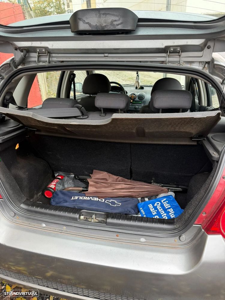 Chevrolet Aveo 1.2 L - 9