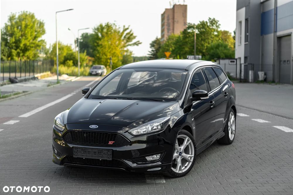 Ford Focus - 1
