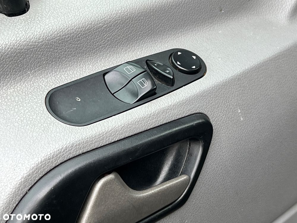 Volkswagen Crafter - 19