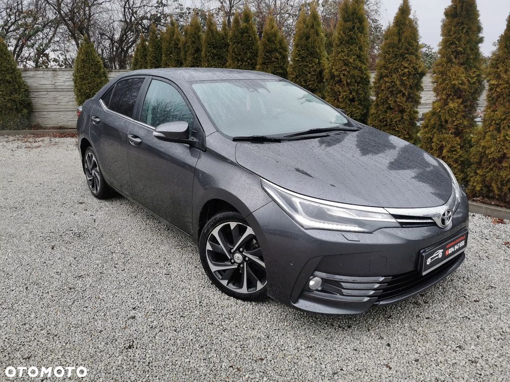 Toyota Corolla 1.6 Executive MS - 4